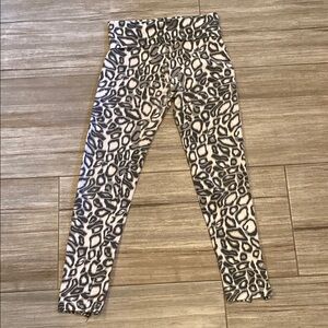 Size small white leopard print, full length leggings Hardtail Forever